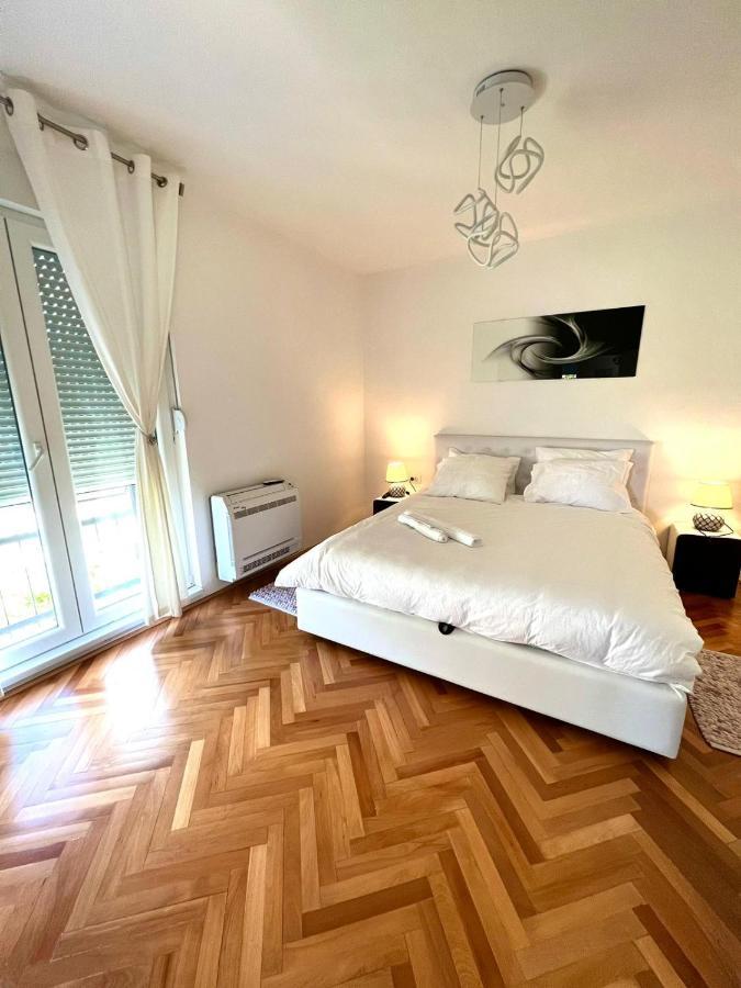 Lux Apartman Casablanca 플루지네 외부 사진